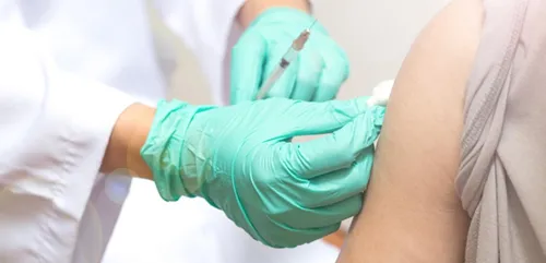 En Bretagne, tous les résidents volontaires des Ehpad vaccinés...