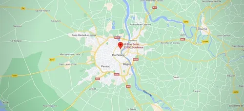 Forte explosion à Bordeaux, un homme gravement blessé et 2 disparus