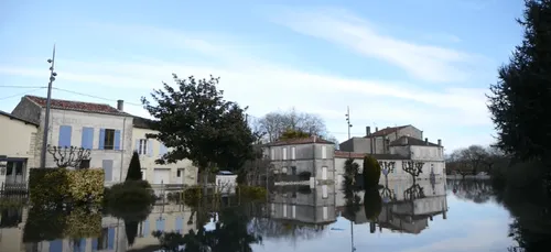 Inondations à Saintes : le pic de crue attendu à la mi-journée