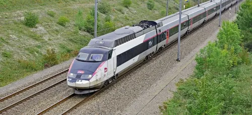 Intempéries : Retour à la normale pour les TGV entre La Rochelle,...