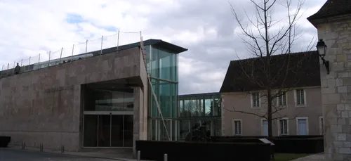 Musées : le maire d'Issoudun contre-attaque