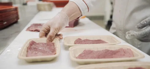 Auchan va supprimer les barquettes en plastique de ses ateliers...