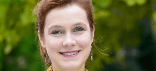 Deux coudes fracturés pour la maire de Poitiers