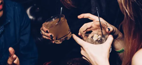 Les bars vous manquent ? Ce site recrée l'ambiance sonore pour vous !