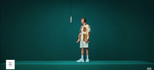 Eddy de Pretto chante "Parfaitement", en session colors !