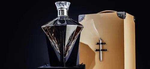 Le rappeur Jay-Z vend un Cognac rare aux enchères