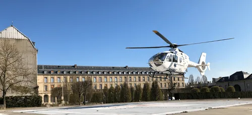 Covid-19 : un nouveau patient d'Île-de-France transféré vers le CHU...