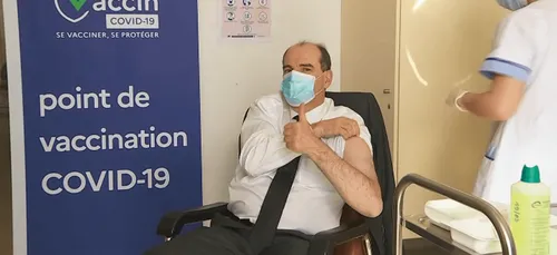 Covid-19 : seuls les plus de 55 ans doivent recevoir le vaccin...