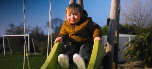 Une chanson raconte la vie de Luis, jeune Breton trisomique, à...