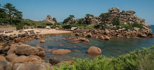 En Bretagne, la Côte de Granit Rose vise l'Unesco