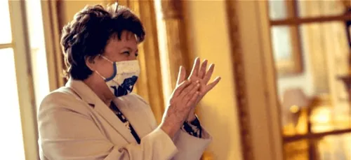 Roselyne Bachelot, malade du Covid-19, est sous "oxygénothérapie...