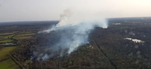Indre : Un important incendie a détruit une centaine d'hectares de...