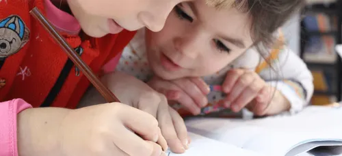 École à la maison : des bugs informatiques pour le premier jour de...
