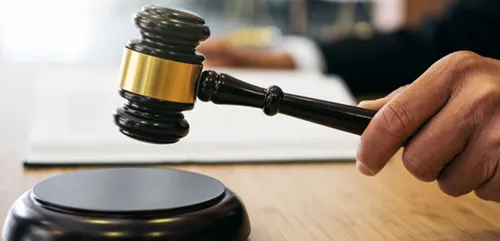 Majeur ou mineur ? Le tribunal de Tours face à un jugement insolite !