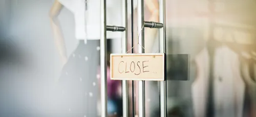 Les commerces militent pour une "réouverture impérative au plus...