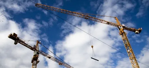 "Faute de matériaux, on risque un arrêt total des chantiers",...