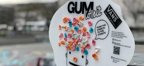 Nantes : des étudiants veulent recycler des chewing-gums en roues...