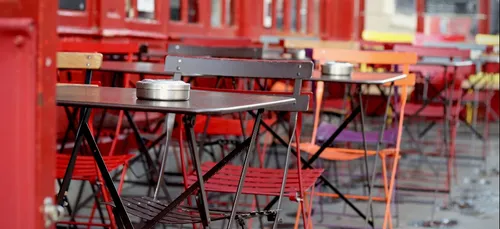 Les Français impatients de retrouver les terrasses