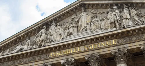 Pass sanitaire : l'Assemblée nationale vote finalement en faveur du...