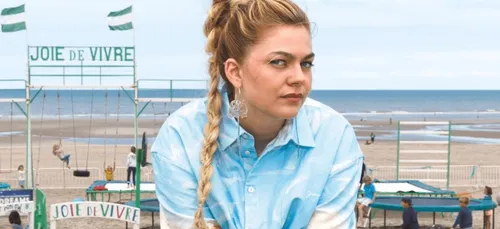 Louane tiendra le premier rôle de la série "Visions" sur TF1