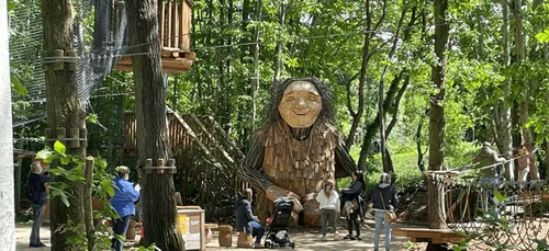 Terra Botanica : Découverte des Mystères de la Forêt pour les...