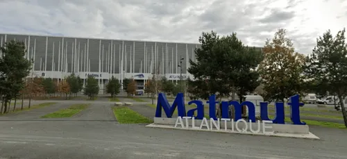 Reprise des Girondins de Bordeaux : quatre dossiers sur la table