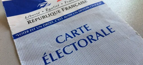 Mayenne : des professions de foi à la poubelle !