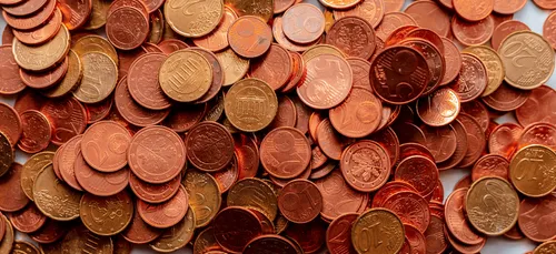 Pour payer sa pension alimentaire, il répand des milliers de...