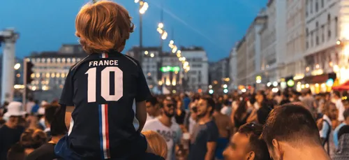 Couvre-feu à 23h : finalement, il y aura une tolérance pour ceux...