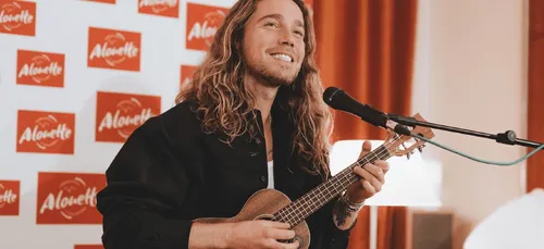 Julien Doré reporte sa tournée et annonce de nouvelles dates de Zénith