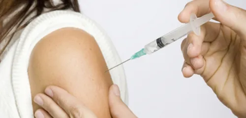 Vaccination des mineurs : la présence d'un parent n'est plus...