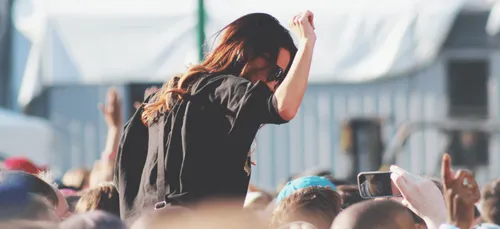 Pass sanitaire : Les Vieilles Charrues et les Francofolies peinent...