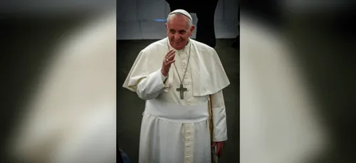 Le pape François va bien après son opération du côlon