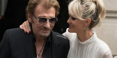 Johnny Hallyday : "rock'n'roll attitude" à la française
