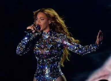Beyoncé, star du concert pour le centenaire de la naissance de Mandela