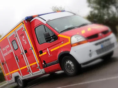 Loire-Atlantique : une collision entre une voiture et deux piétons...