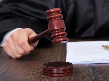 Loire-Atlantique : le fils adoptif de la sexagénaire retrouvée sans...