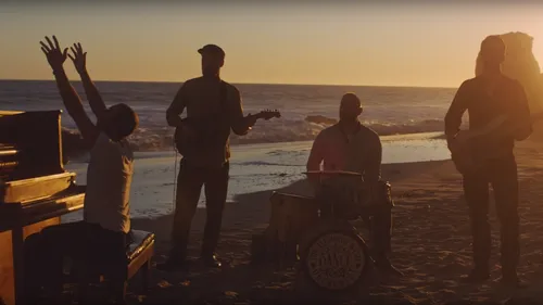 Coldplay : Découvrez le clip de « Everyday Life »