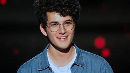 Un ancien candidat de The Voice représentera la Suisse à...