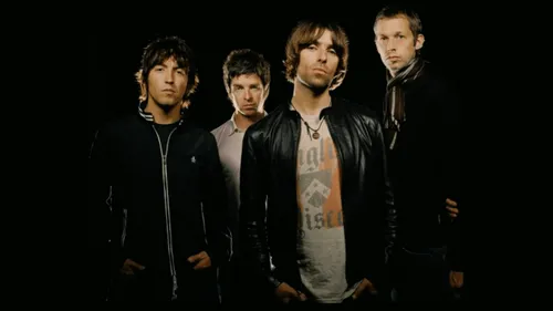 Liam Gallagher en tournée pour fêter les 30 ans de l'album mythique...