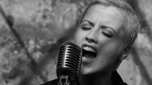 The Cranberries : le clip de "Zombie" passe le milliard de vues sur...