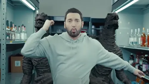 Eminem donne son numéro de téléphone à ses fans !