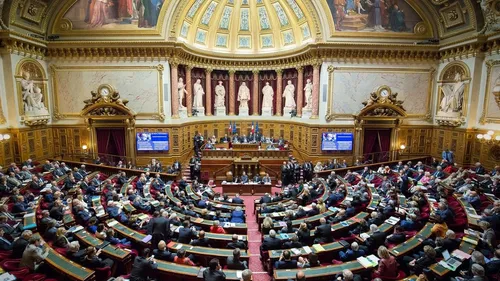 Loi "casseurs-payeurs" : jusqu'à 10 000 euros à rembourser, des...