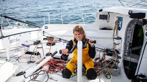Clarisse Crémer : une outsider à l’assaut du Vendée Globe !