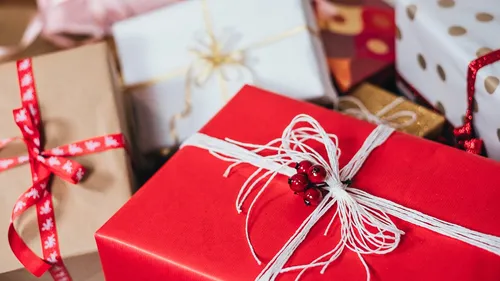 Noël : les Français comptent dépenser plus cette année !