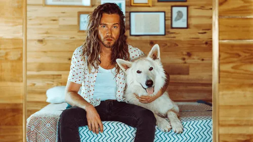 Julien Doré : un duo avec Clara Luciani sur son album "aimée"