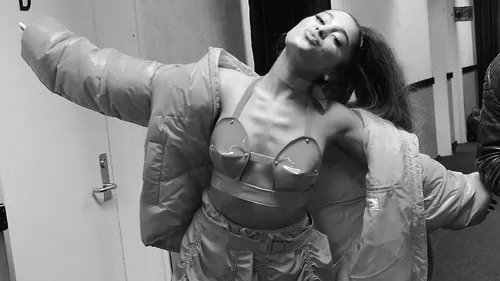 Ariana Grande : son documentaire cartonne sur Netflix !