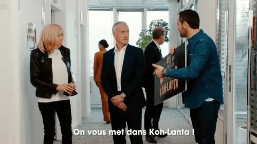 Brigitte Macron lance l'opération Pièces Jaunes avec humour