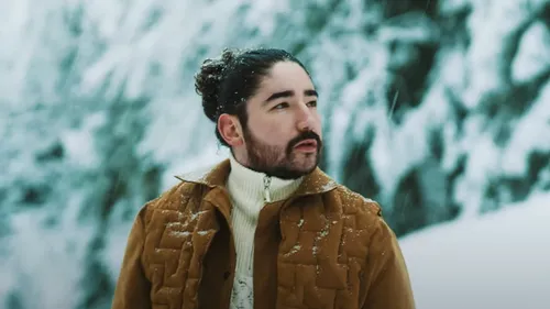 Le rappeur Choletais Boostee revient avec un nouveau single :...