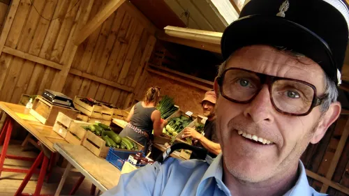 Finistère : il se déguise en gendarme et crie "ça va être tout...